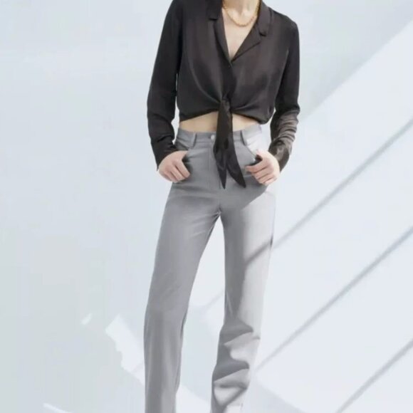 ARITZIA - Wilfred - Tie front satin blouse - M - Picture 4 of 5